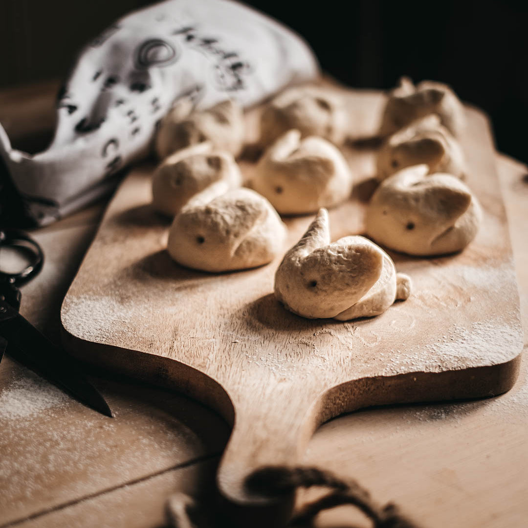 HOME COMFORTS: Easter Bread Bunnies